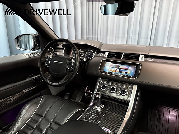 Land Rover Range Rover Sport 10 of 26