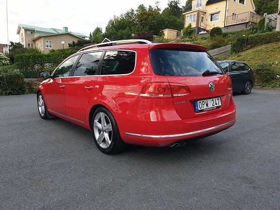 Volkswagen Passat 7 of 28