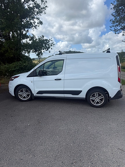 Ford Transit Connect 2 of 9