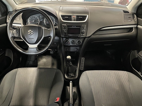 Suzuki Swift 15 of 21