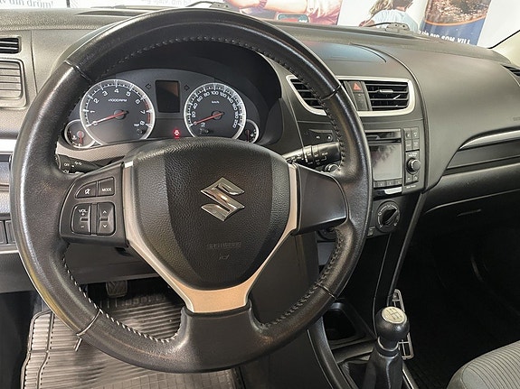 Suzuki Swift 21 of 21
