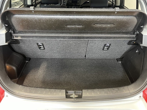 Suzuki Swift 11 of 21