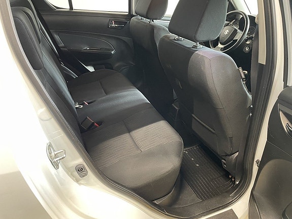 Suzuki Swift 20 of 21