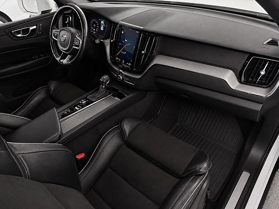 Volvo XC60 20 of 26