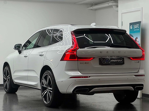 Volvo XC60 3 of 24