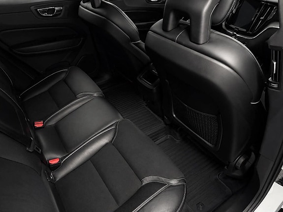Volvo XC60 24 of 26