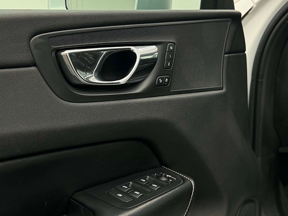 Volvo XC60 22 of 24