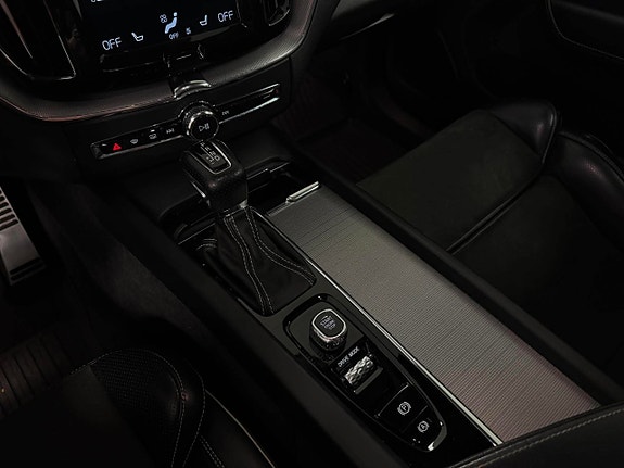 Volvo XC60 23 of 26