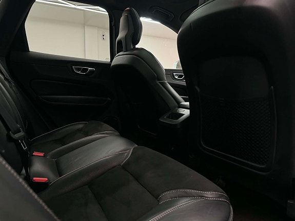 Volvo XC60 20 of 24