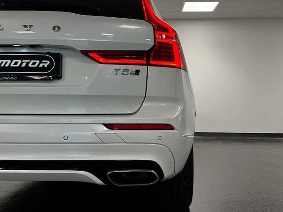 Volvo XC60 10 of 26