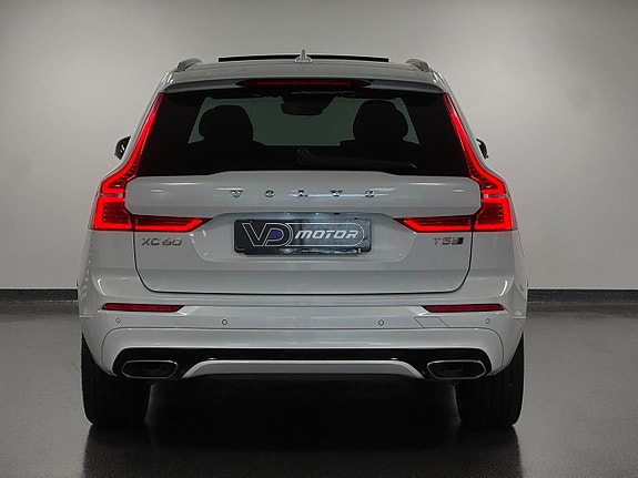 Volvo XC60 6 of 26