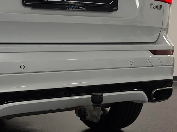Volvo XC60 14 of 26