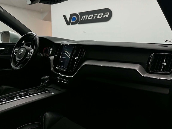 Volvo XC60 18 of 24
