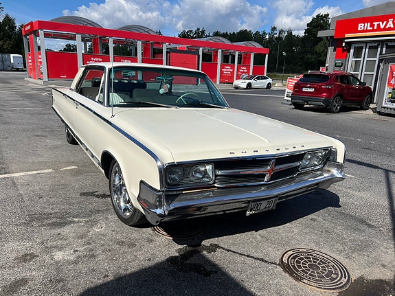 Chrysler 300 4 of 16