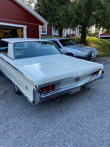 Chrysler 300 16 of 16