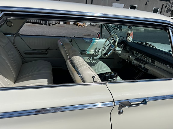 Chrysler 300 13 of 16