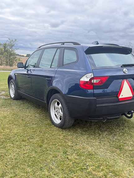 BMW X3 4 of 9