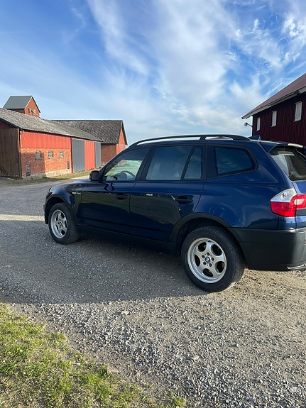 BMW X3 6 of 9