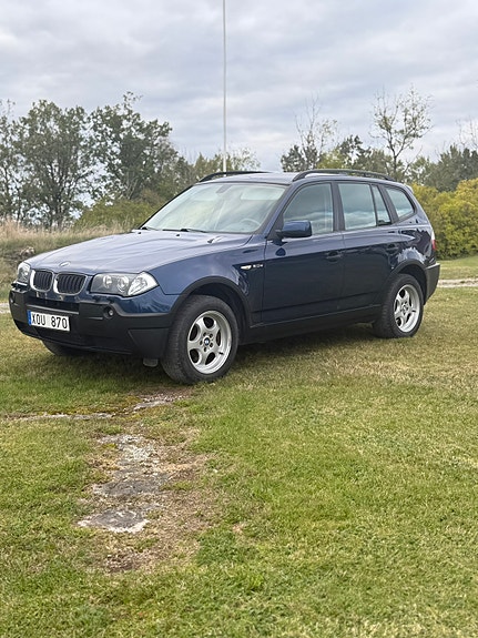 BMW X3 2 of 9