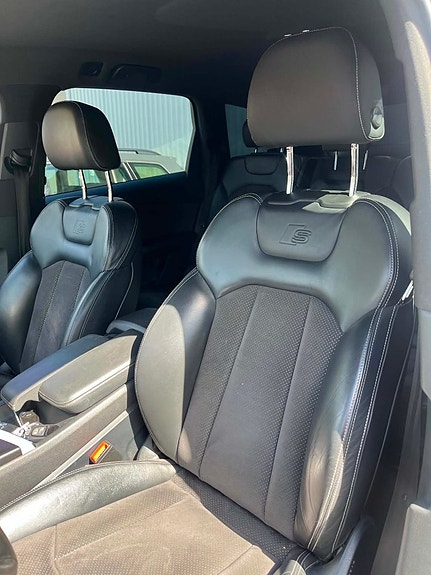 Audi Q7 8 of 16