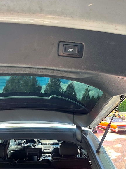 Audi Q7 16 of 16
