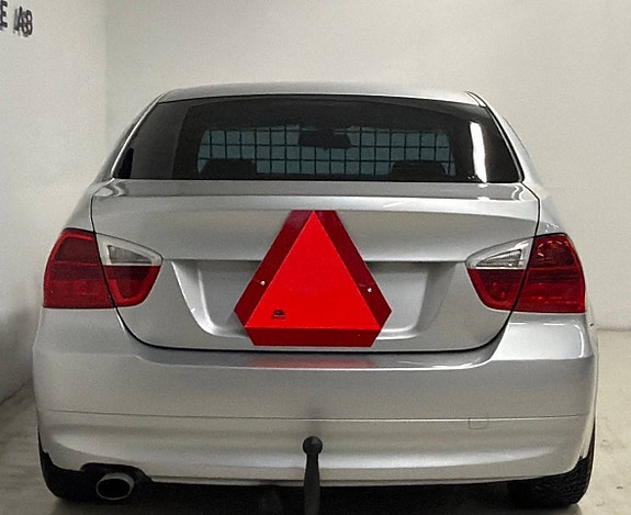 BMW E90 6 of 9