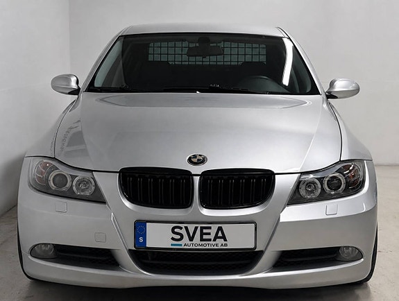 BMW E90 5 of 9