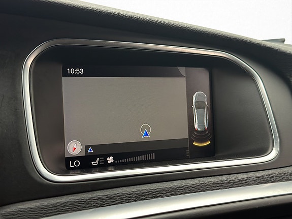 Volvo V40 Cross Country 18 of 30
