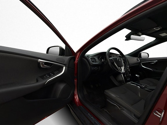 Volvo V40 Cross Country 9 of 30