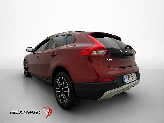 Volvo V40 Cross Country 8 of 30