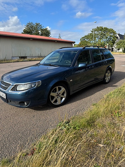 Saab 9-5 3 of 9