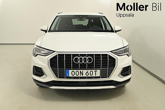 Audi Q3 3 of 13