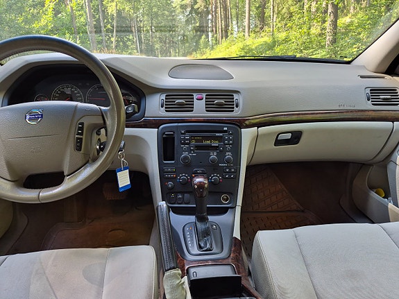 Volvo S80 12 of 16