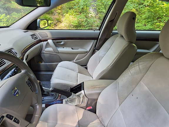 Volvo S80 10 of 16
