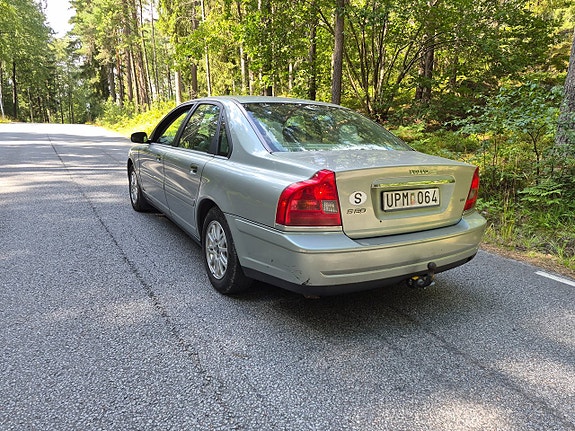 Volvo S80 2 of 16