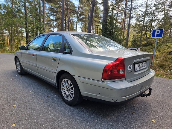 Volvo S80 7 of 15