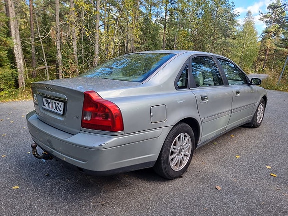Volvo S80 4 of 15