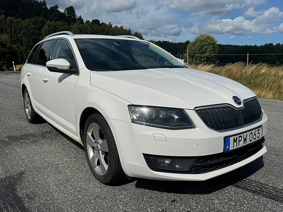 Skoda Octavia 3 of 12