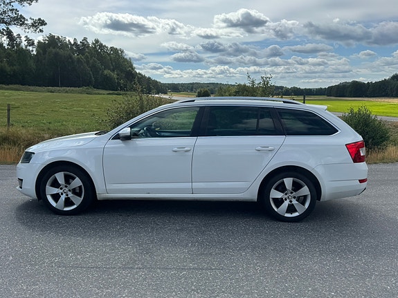 Skoda Octavia 9 of 12