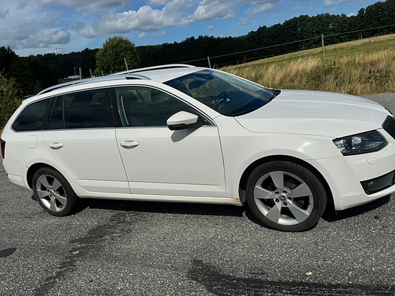 Skoda Octavia 4 of 12