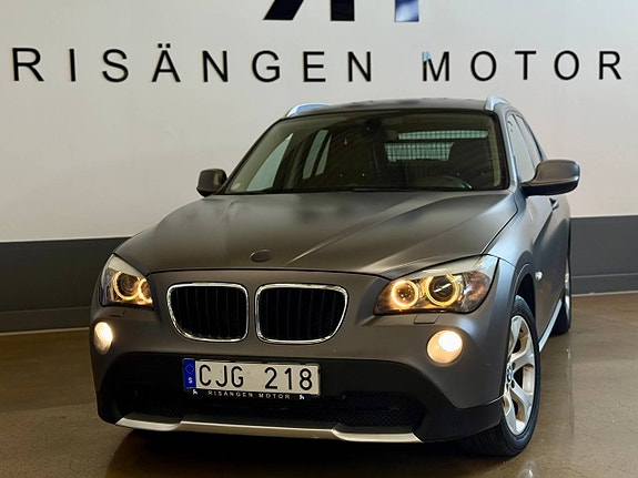 BMW X1 2 of 11