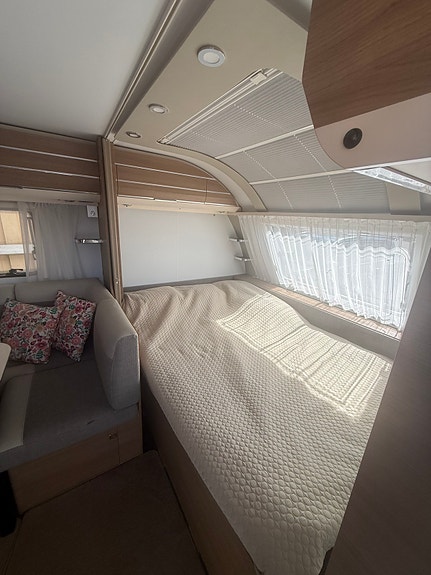 Adria Adora 573 pt 2 of 8