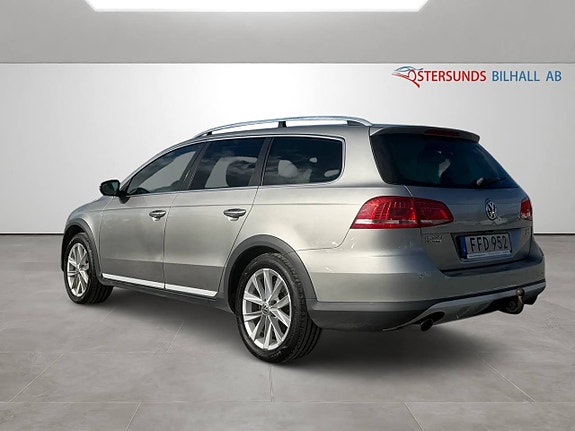 Volkswagen Passat Alltrack 7 of 13