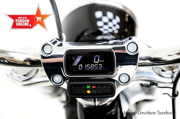Harley-Davidson Softail Standard 5 of 5