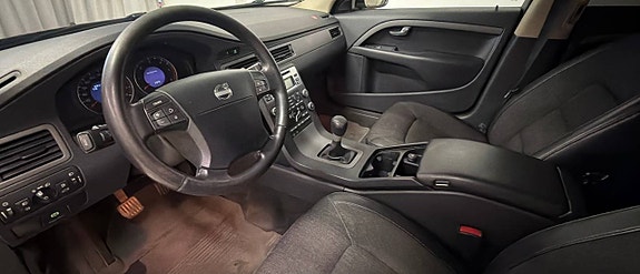 Volvo XC70 8 of 8