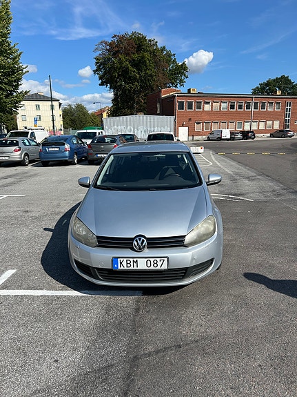 Volkswagen Golf VI 2 of 4