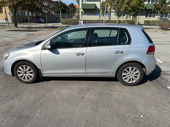 Volkswagen Golf VI 4 of 4