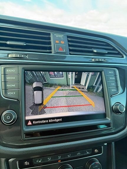 Volkswagen Tiguan 11 of 17