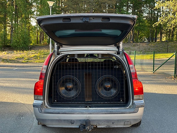 Volvo V70 7 of 10