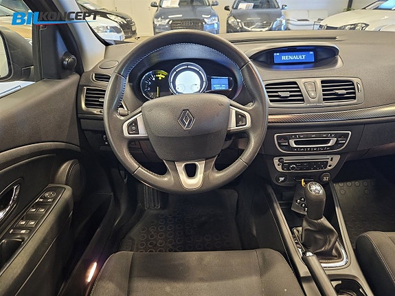 Renault Megane 12 of 13